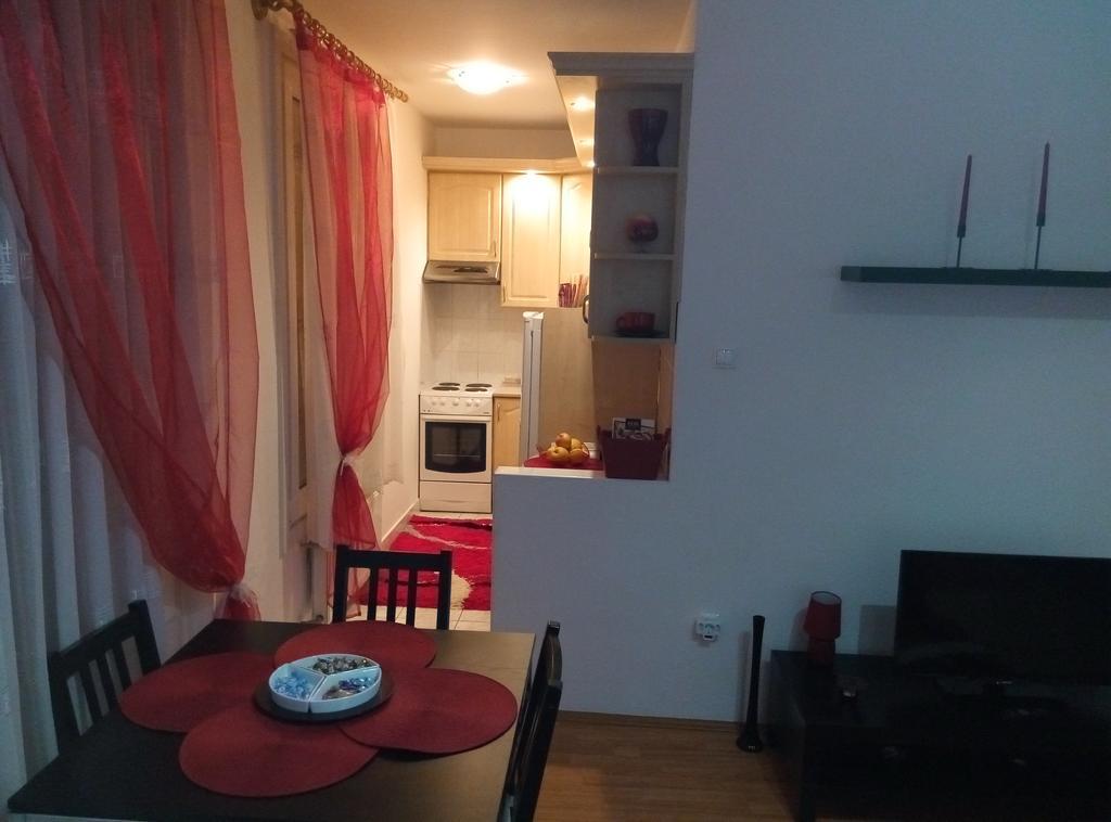 Debrecenter Apartman Εξωτερικό φωτογραφία