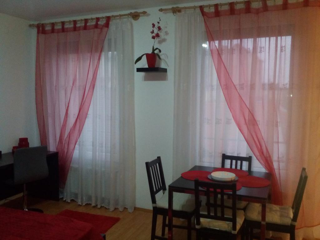 Debrecenter Apartman Εξωτερικό φωτογραφία